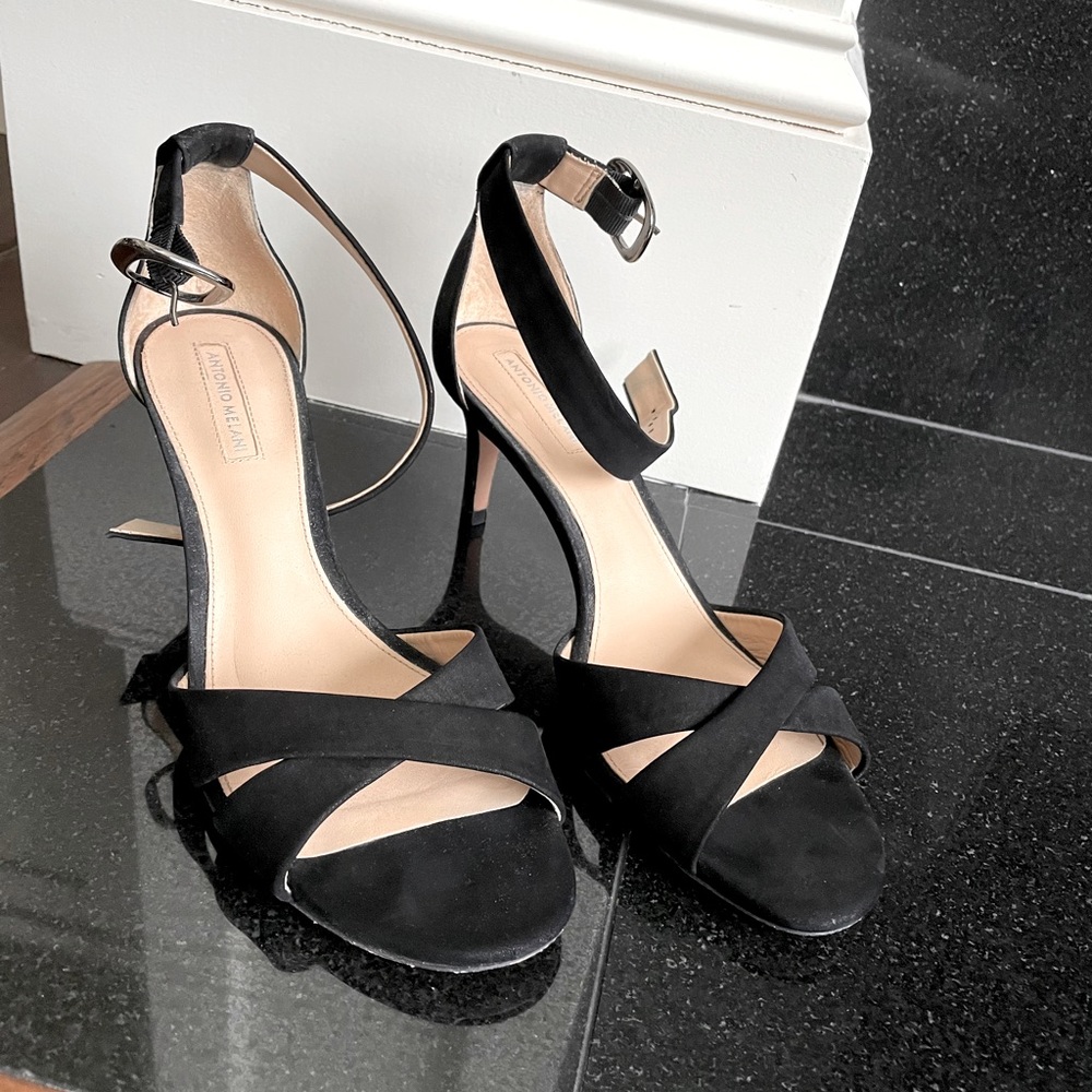 Antonio Melani black open toe heels